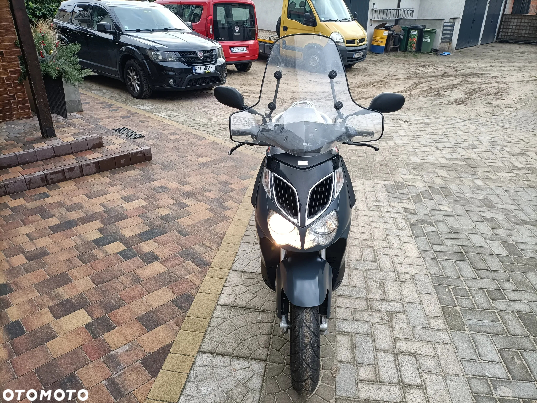 Aprilia Sportcity - 6