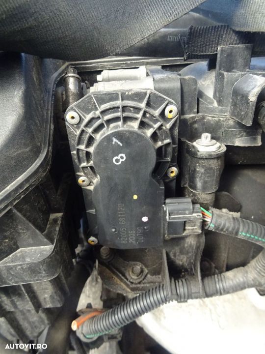 Clapeta acceleratie Dacia Logan 1.2 benzina din 2012 - 1