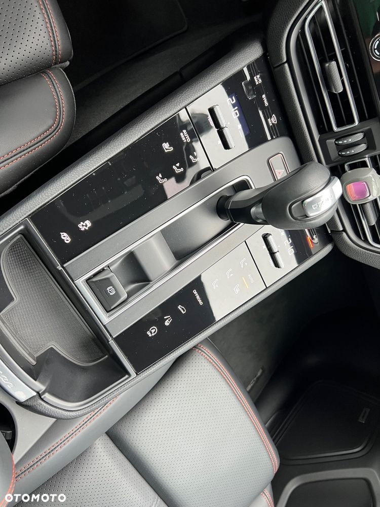 Porsche Macan Standard - 11