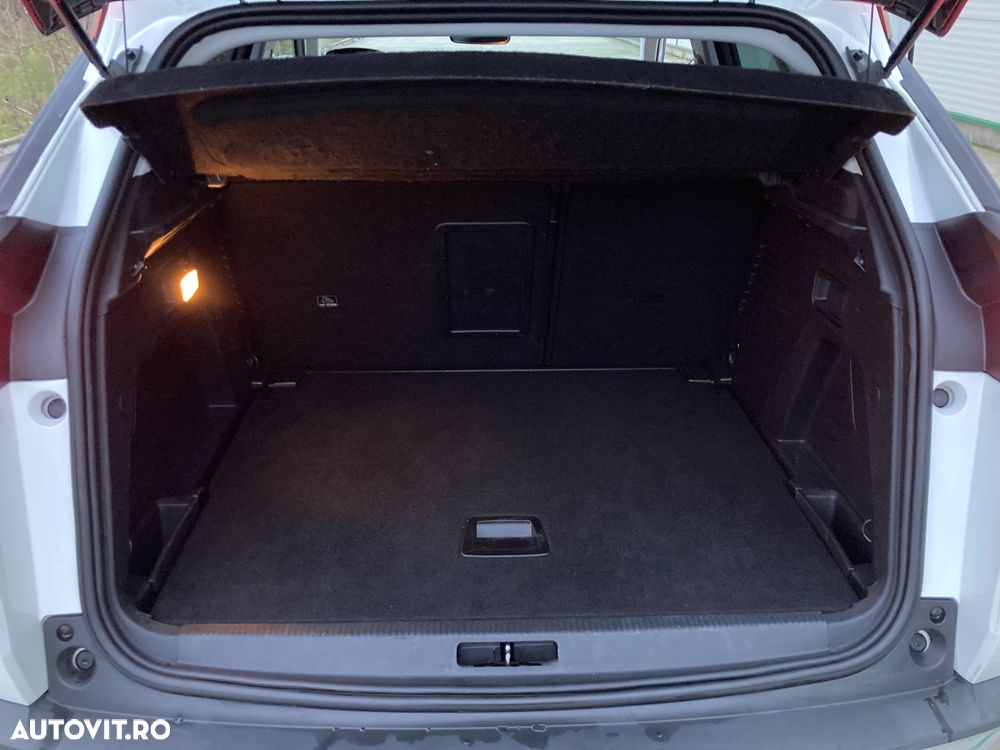 Peugeot 3008 BlueHDi 130 Stop & Start EAT8 Allure Business-Paket - 28