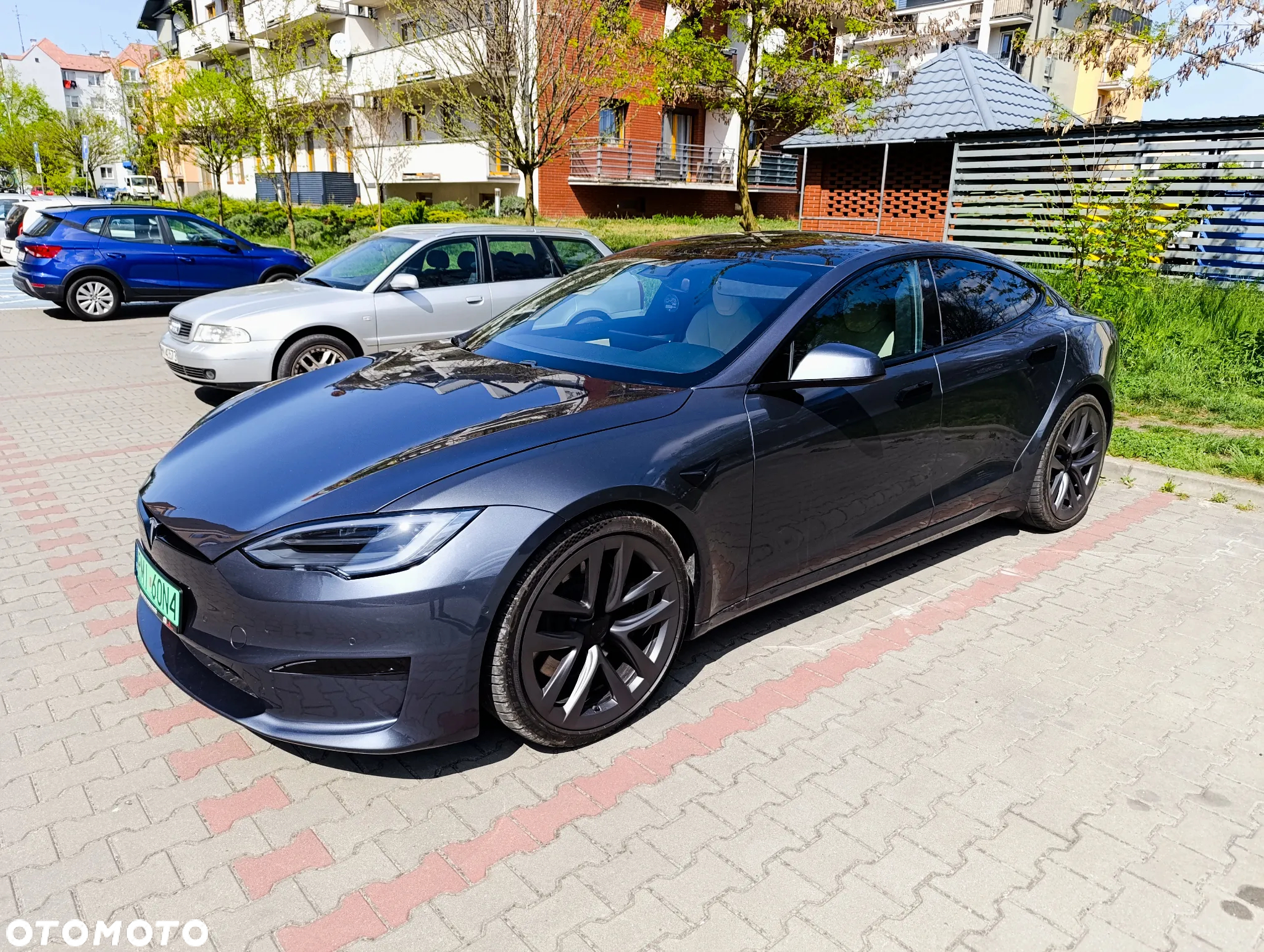 Tesla Model S Plaid - 14