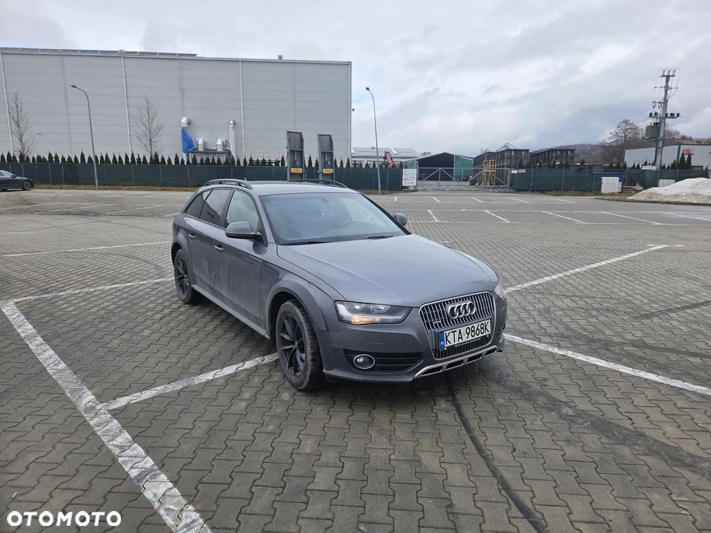 Audi A4 Allroad 2.0 TDI DPF S tronic - 5
