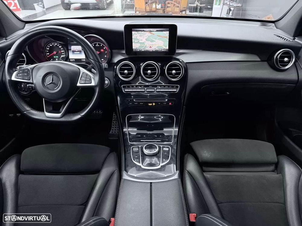 Mercedes-Benz GLC 250 4Matic 9G-TRONIC AMG Line - 27