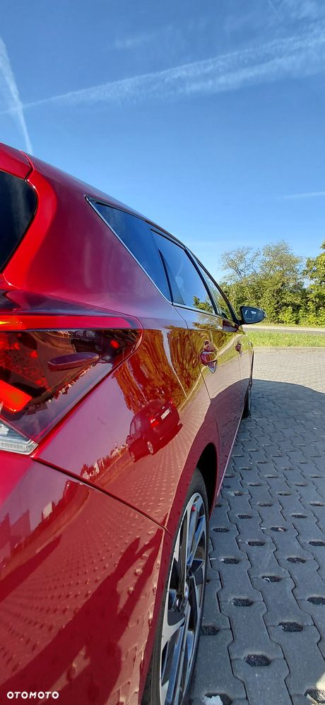 Toyota Auris Hybrid 135 Dynamic - 14
