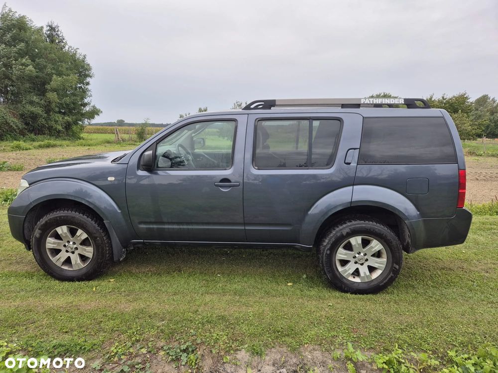 Nissan Pathfinder 2.5 dCi Elegance - 9