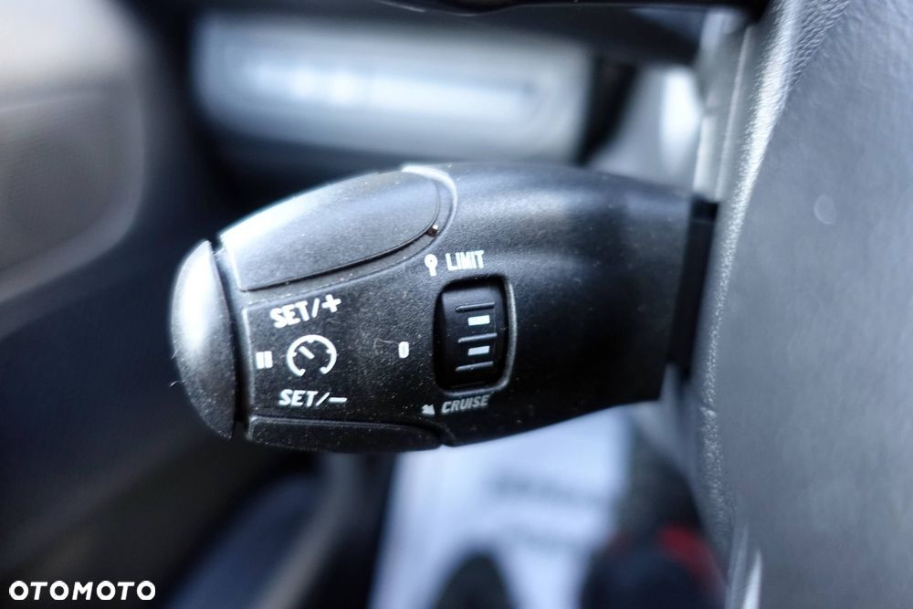 Peugeot 208 1.4 e-HDi Active STT - 29