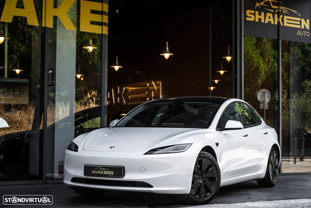 Tesla Model 3 Standard Range Plus RWD - 1