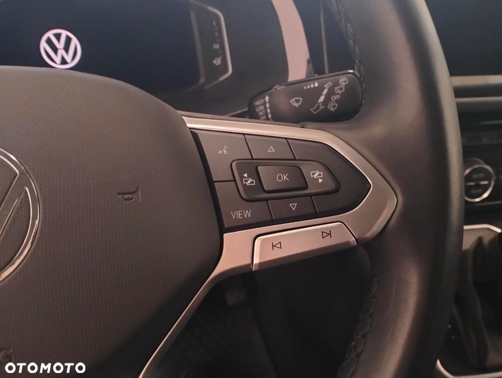 Volkswagen Multivan - 8