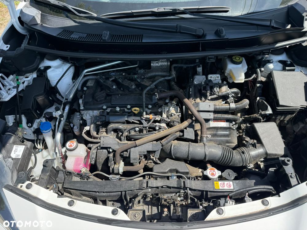 Toyota Yaris Cross Hybrid 1.5 Comfort 4x4 - 17