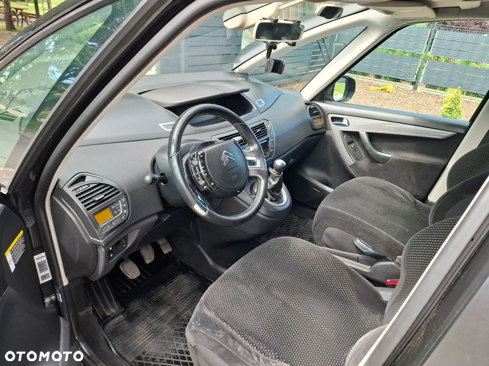 Citroën C4 Grand Picasso 1.8 16V Advance - 15