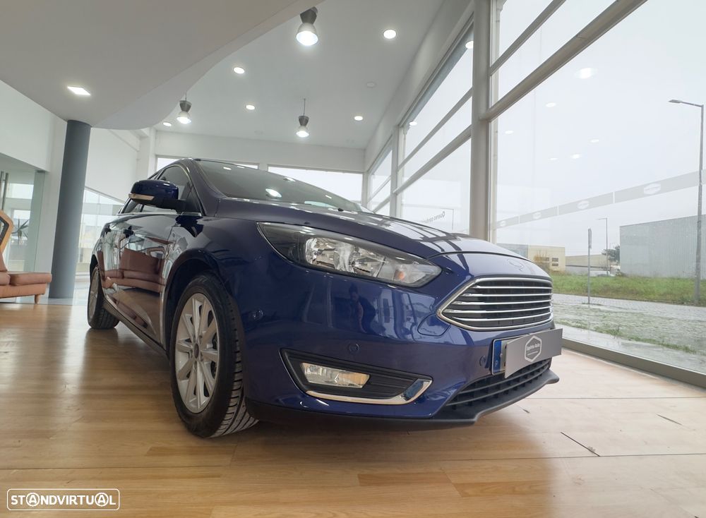 Ford Focus 1.0 SCTi Titanium - 25