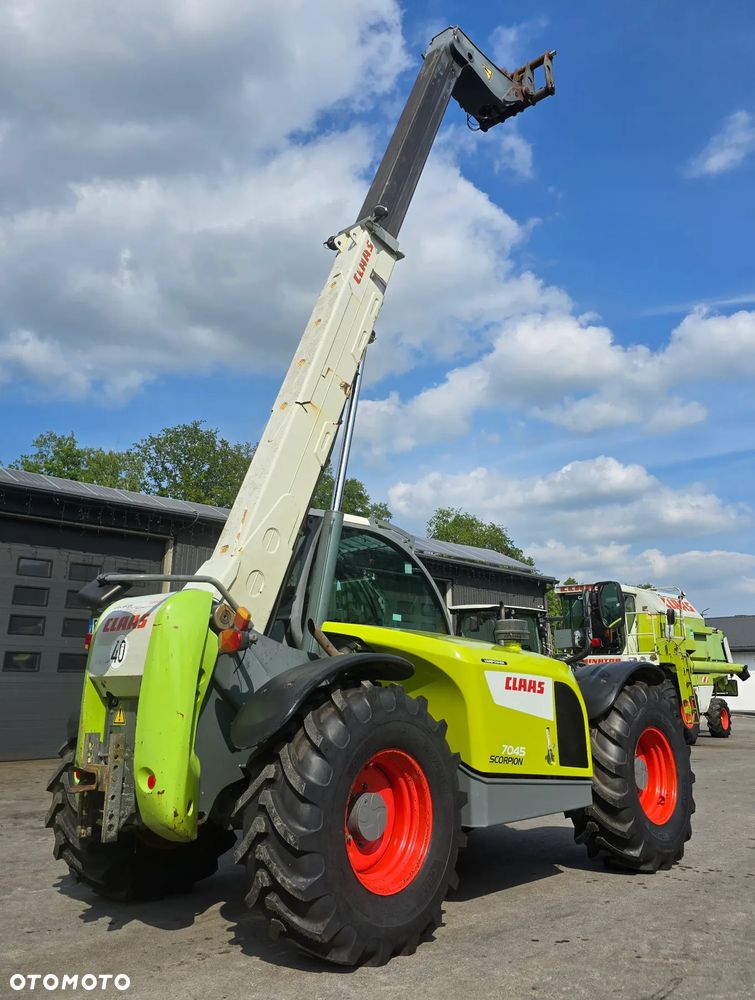 Claas Scorpion 7045 plus Varipower - 12