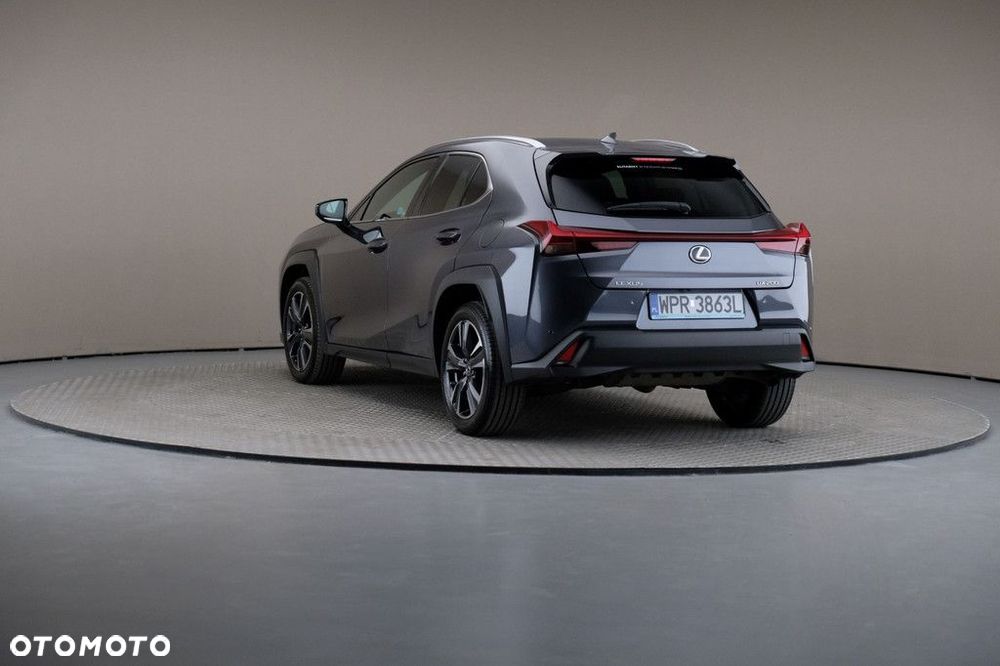 Lexus UX - 2
