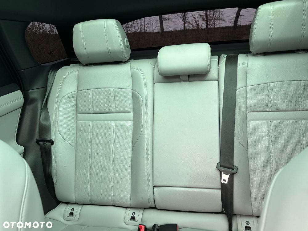 Land Rover Range Rover Evoque - 15