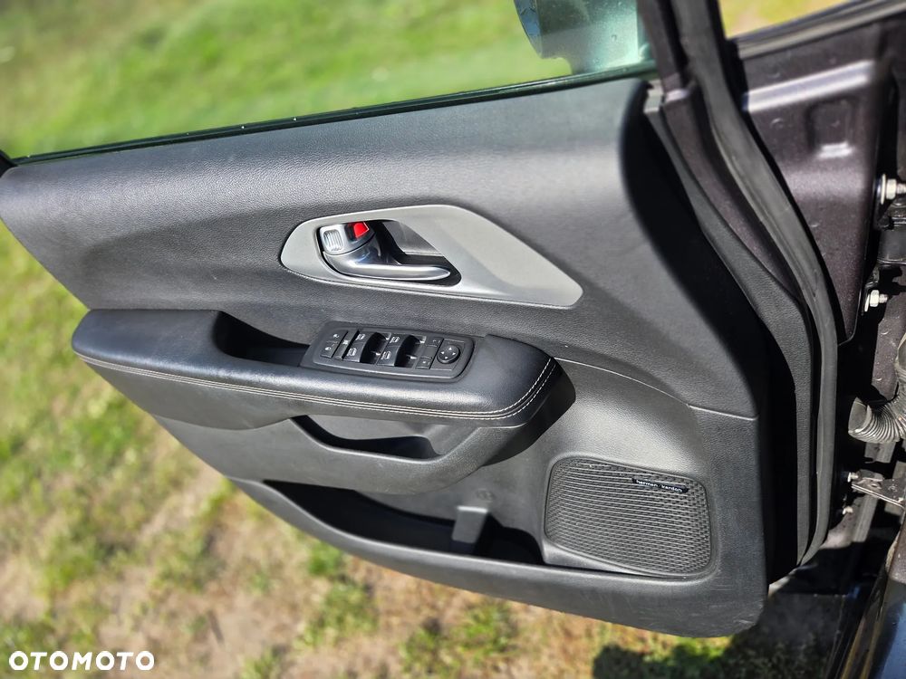 Chrysler Pacifica - 17
