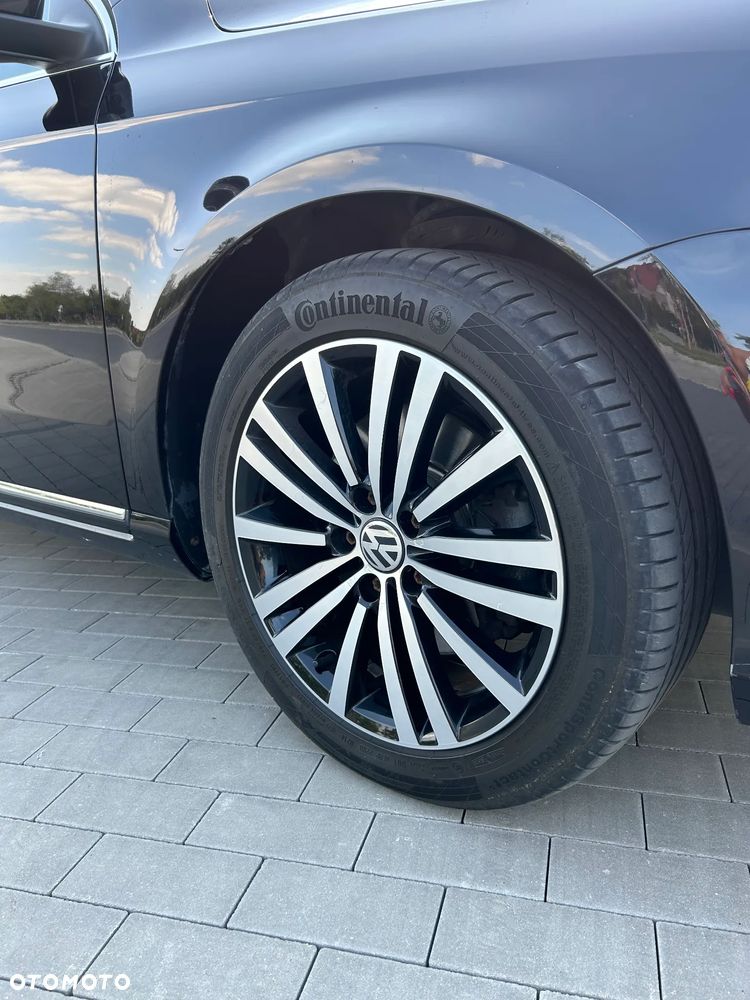 Volkswagen Passat 2.0 TDI Comfortline DSG - 11