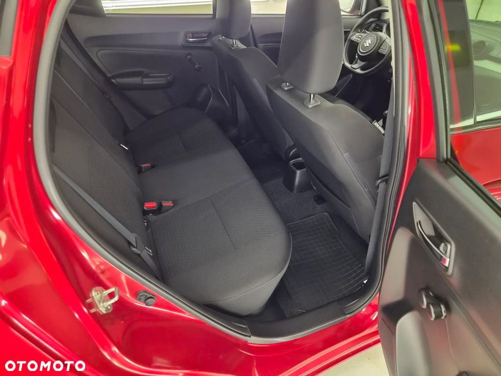 Suzuki Swift 1.2 Dualjet Allgrip Comfort - 30