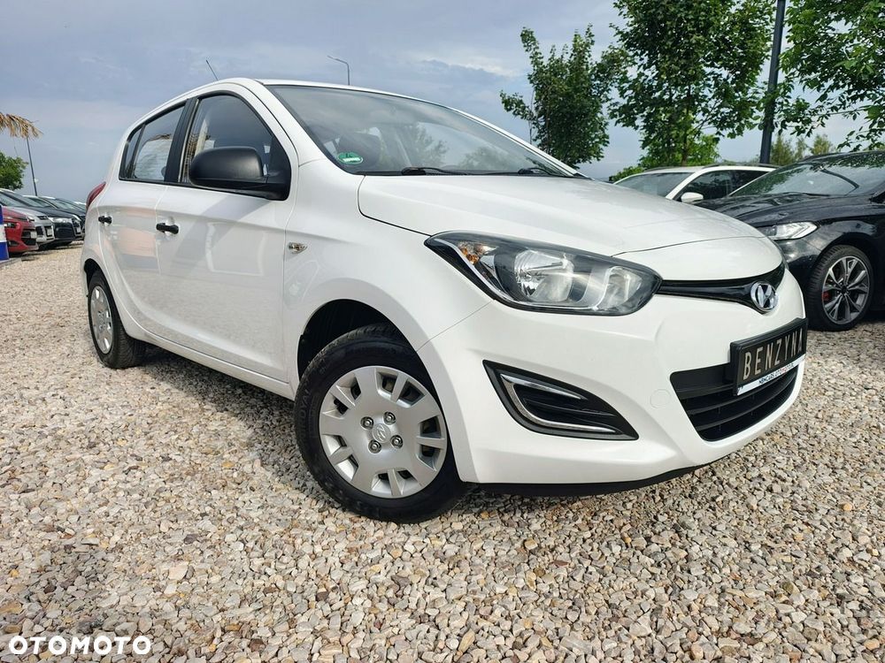 Hyundai i20 - 12