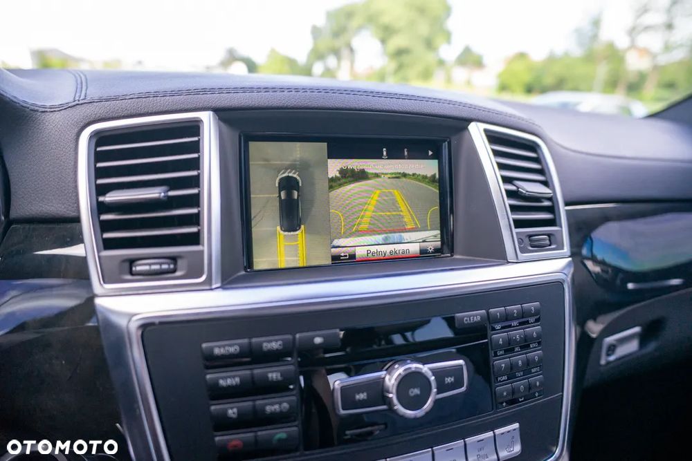 Mercedes-Benz GL 350 BlueTEC 4Matic 7G-TRONIC - 35