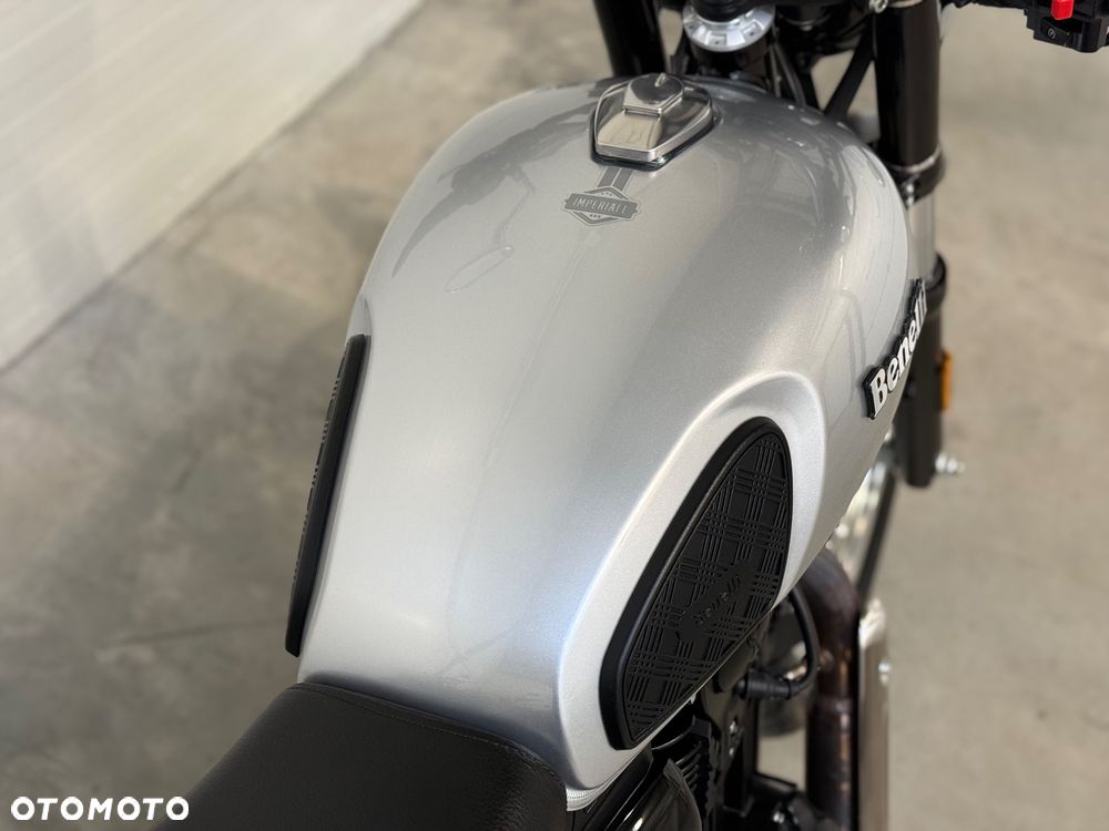 Benelli IMPERIALE 400 - 18