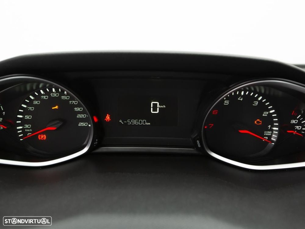 Peugeot 308 1.2 PureTech Style - 16