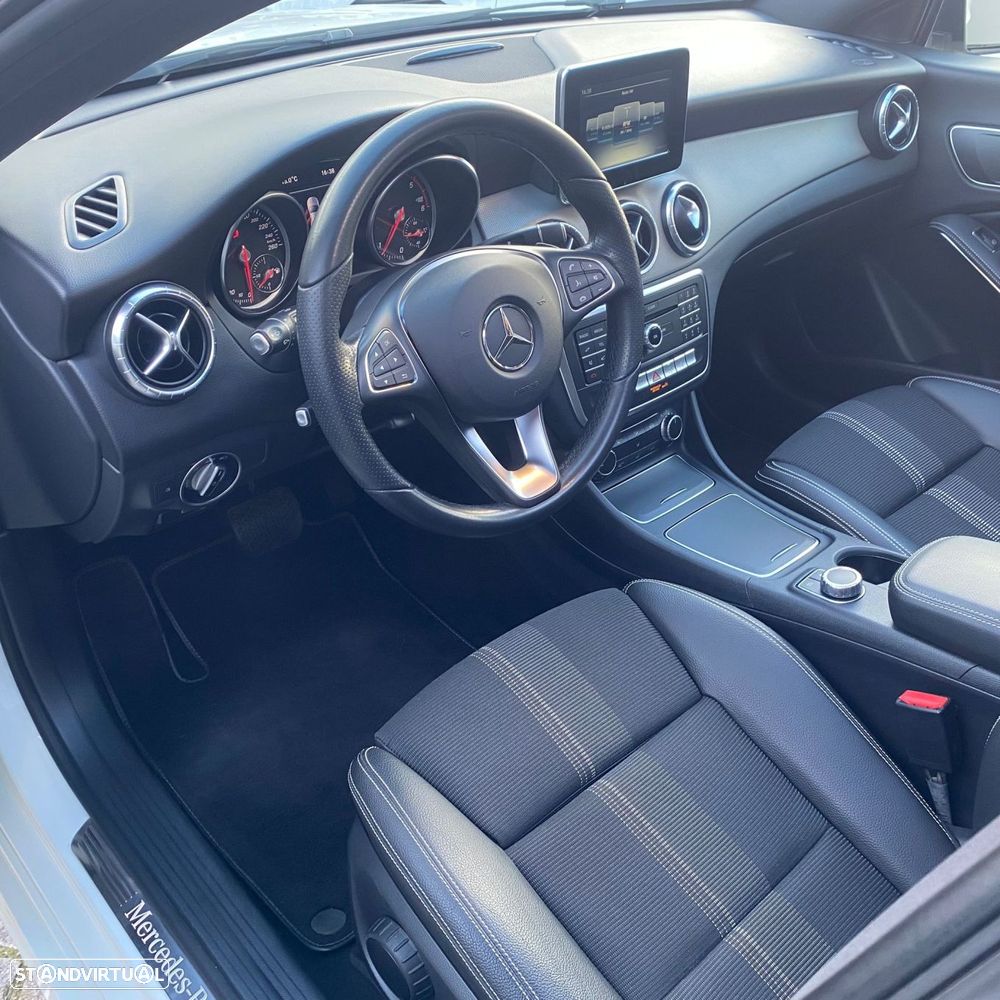 Mercedes-Benz CLA 180 d Shooting Brake Urban Aut. - 24