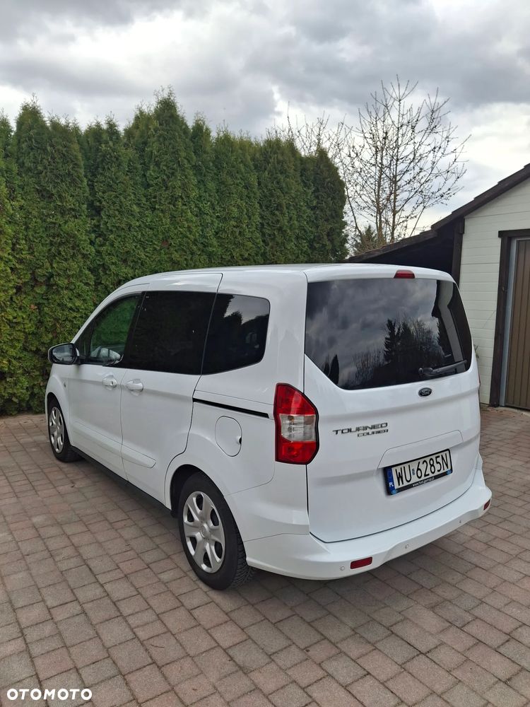 Ford Tourneo Courier 1.5 TDCi Trend - 23