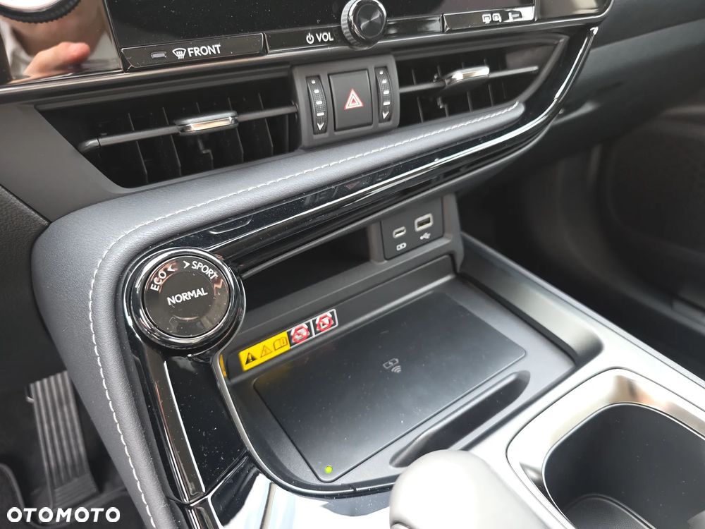 Lexus NX - 25