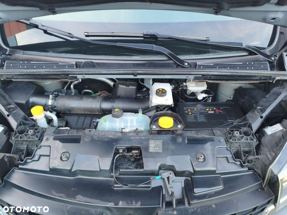 Renault Trafic - 23