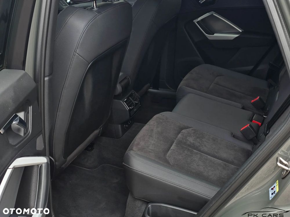 Audi Q3 40 TDI Quattro S Line S tronic - 33