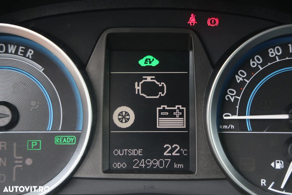 Toyota Auris - 11