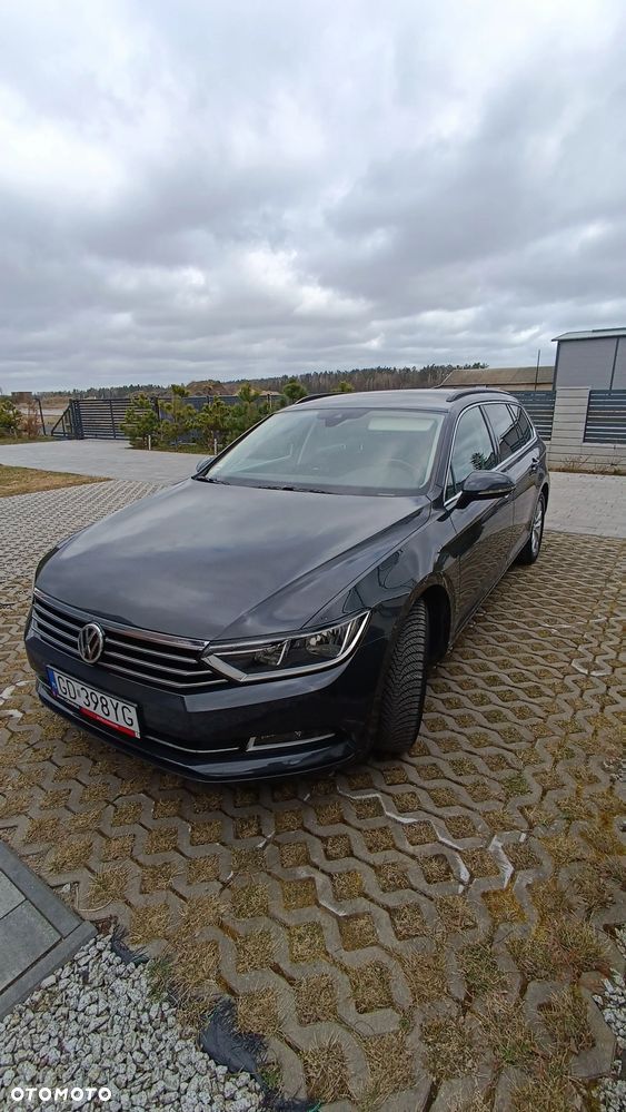 Volkswagen Passat - 18