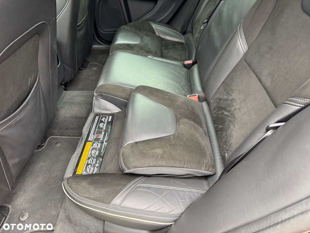 Volvo V60 D4 Geartronic RDesign - 15