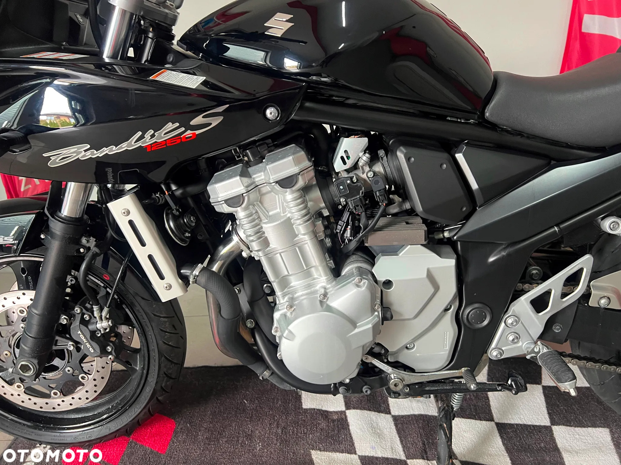 Suzuki Bandit - 14