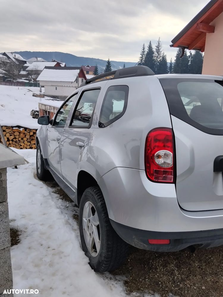 Dacia Duster dCi 90 FAP 4x2 Ambiance - 4