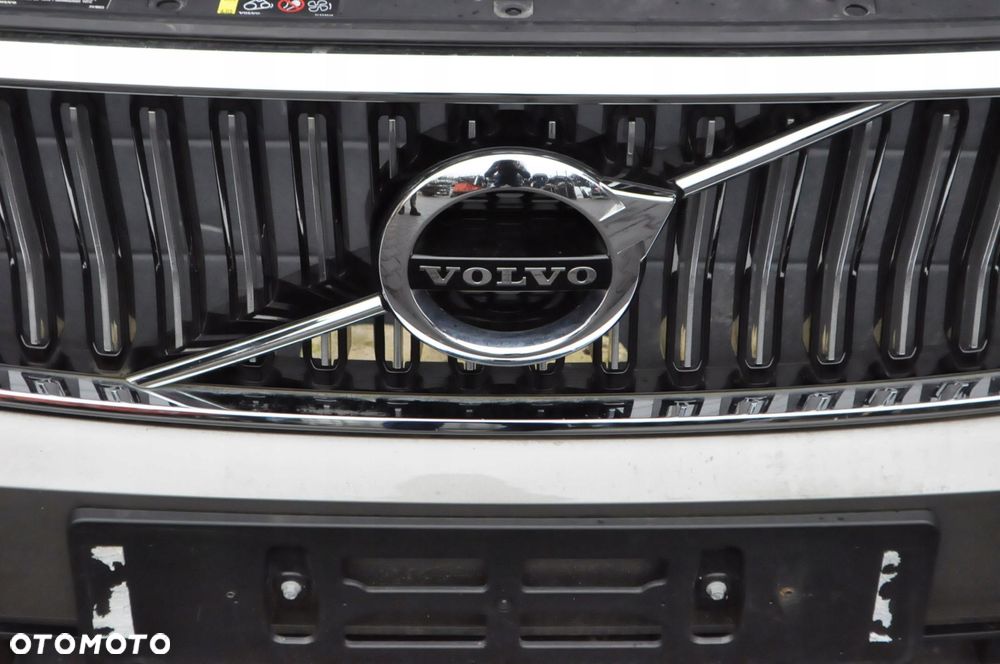 VOLVO XC40 ZDERZAK PRZÓD PRZEDNI KOMPLETNY W KOLORZE 727 - 2