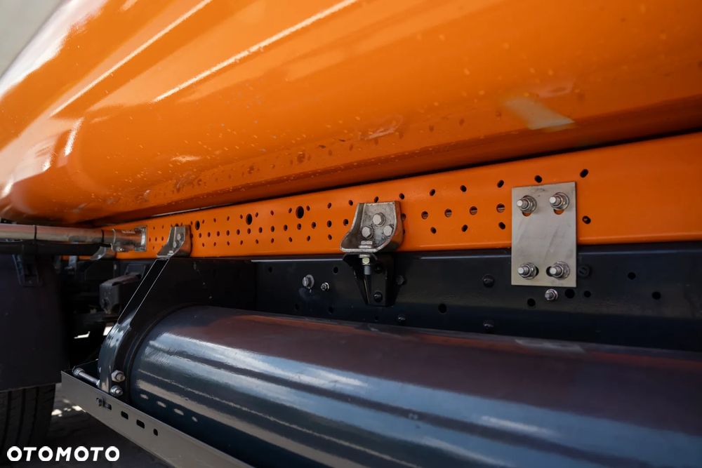 Iveco 70C14 CNG - 38