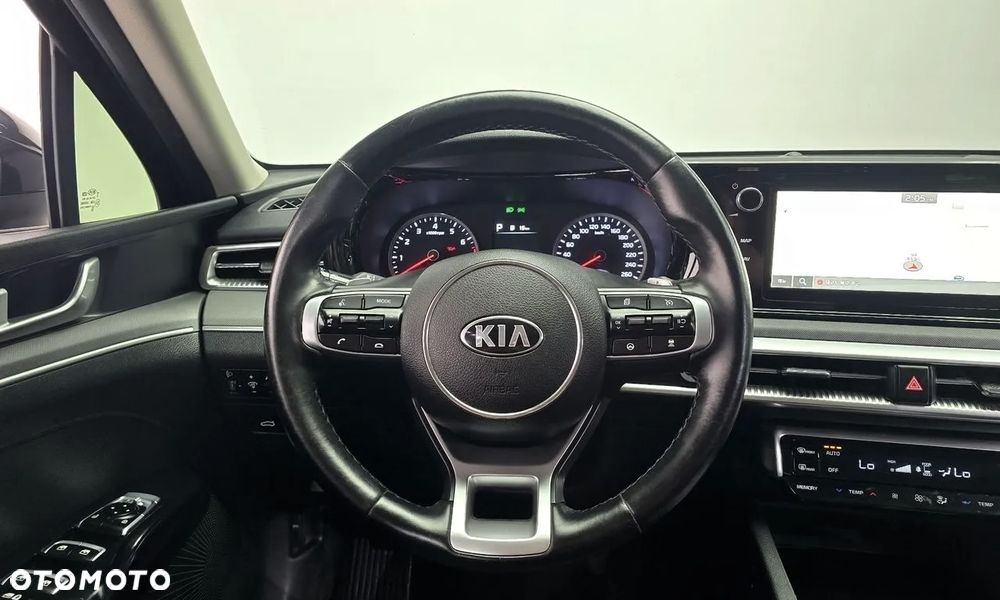 Kia K5 - 14