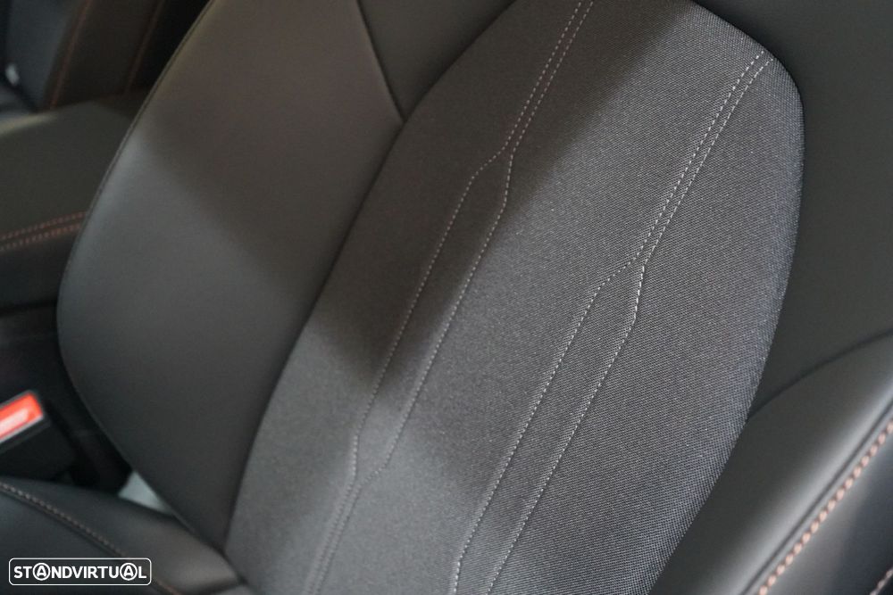 Cupra Formentor 1.5 e-Hybrid DSG - 32