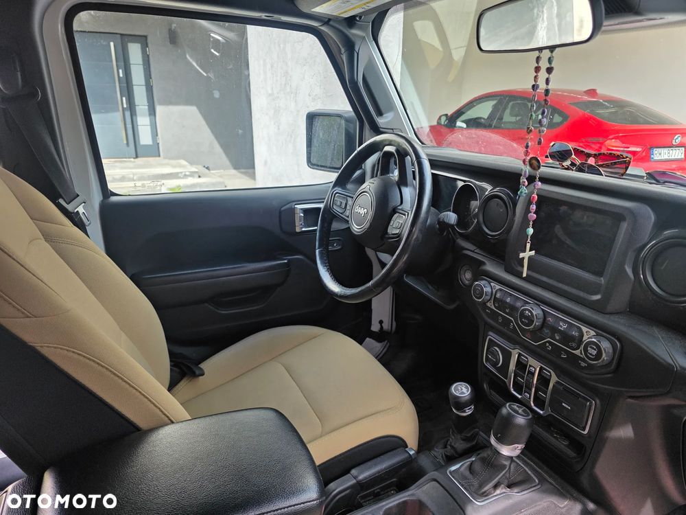Jeep Wrangler Unlimited GME 2.0 Turbo Sport - 6