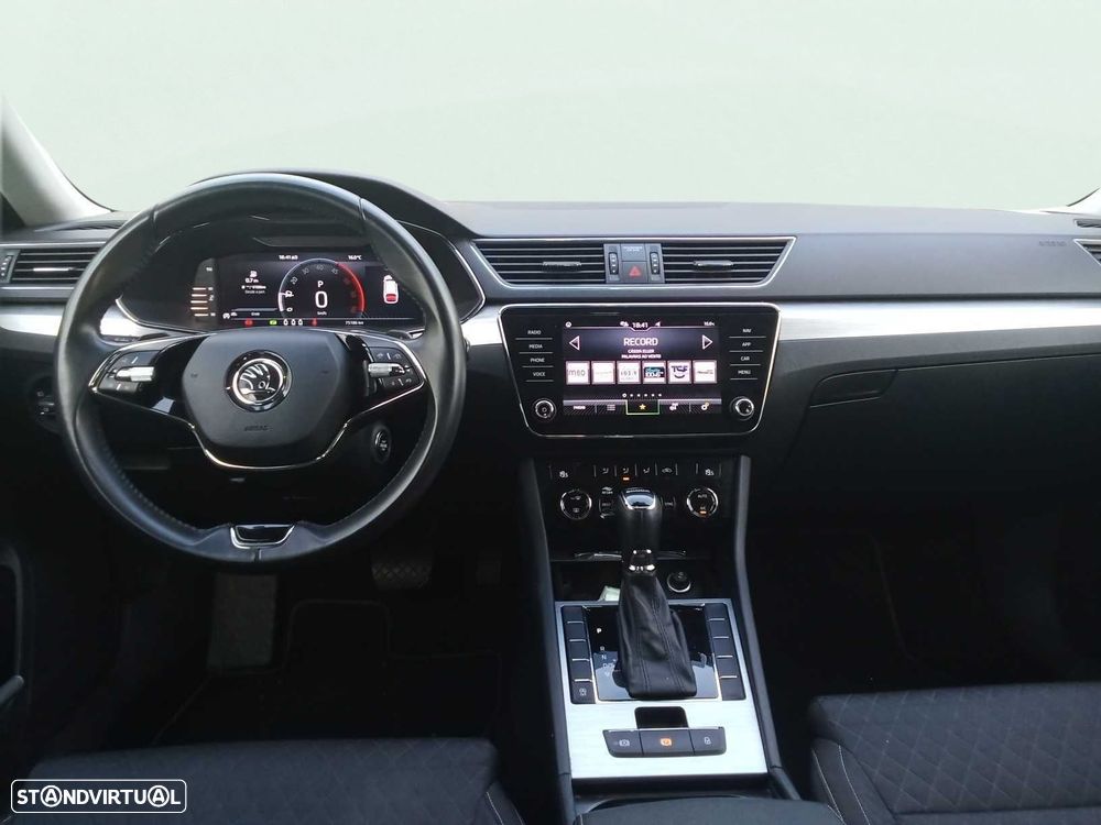 Skoda Superb Break 2.0 TDI DSG - 12