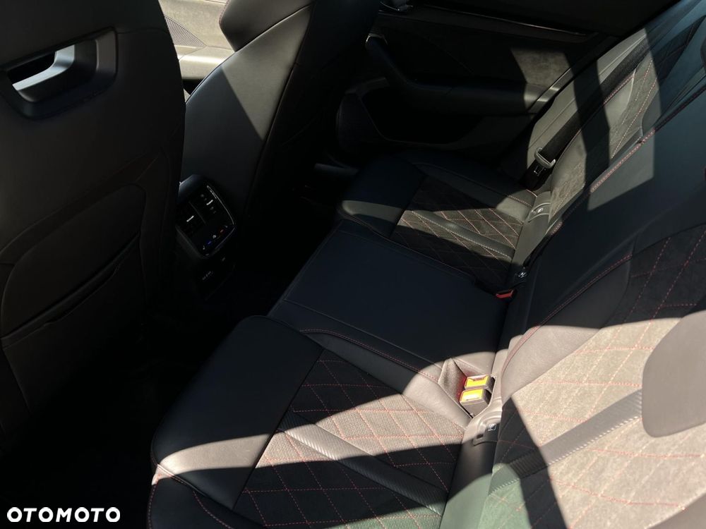 Skoda Octavia 2.0 TDI 4x4 RS DSG - 13