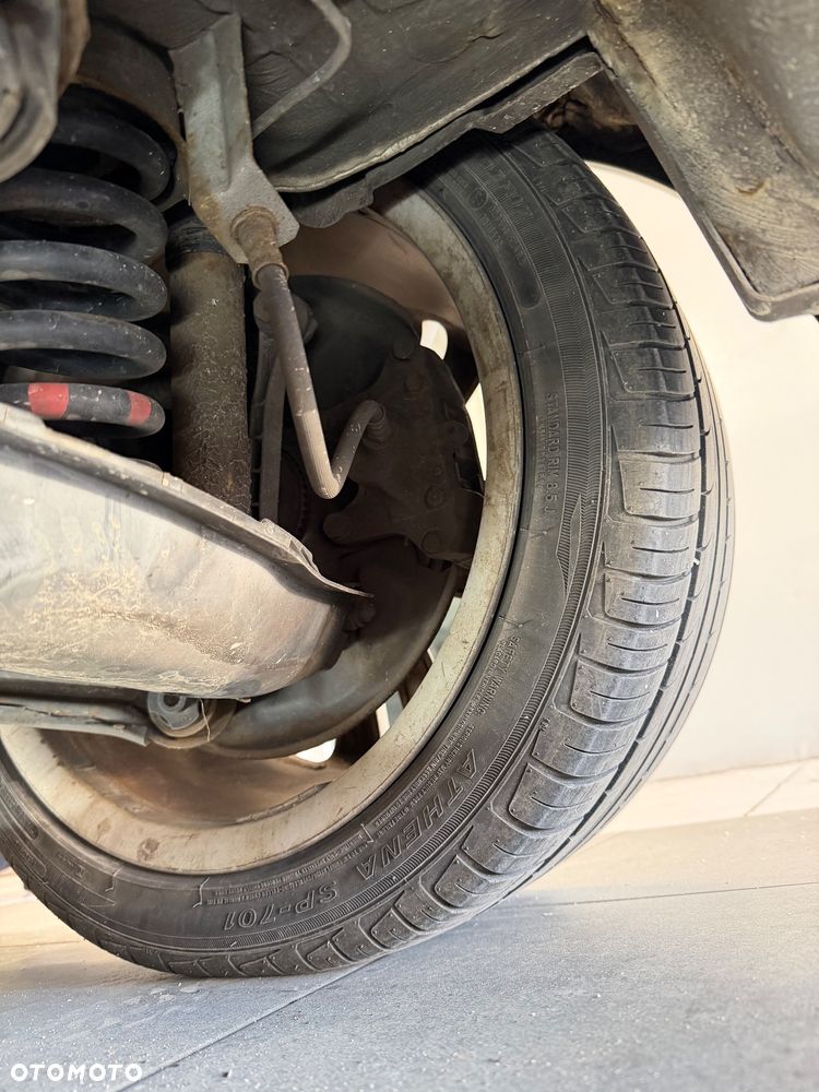 Mercedes-Benz CLK - 20