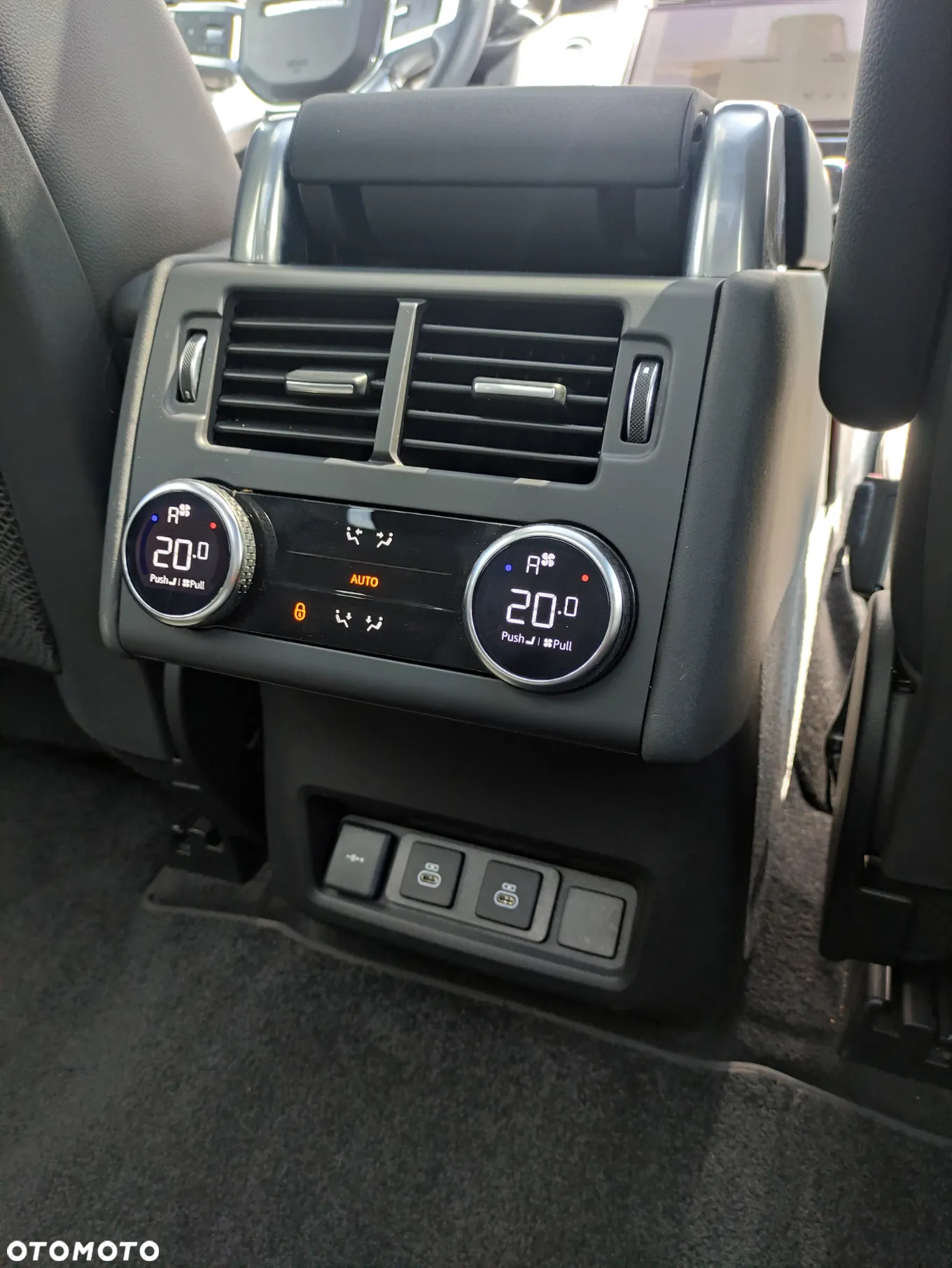 Land Rover Discovery - 20