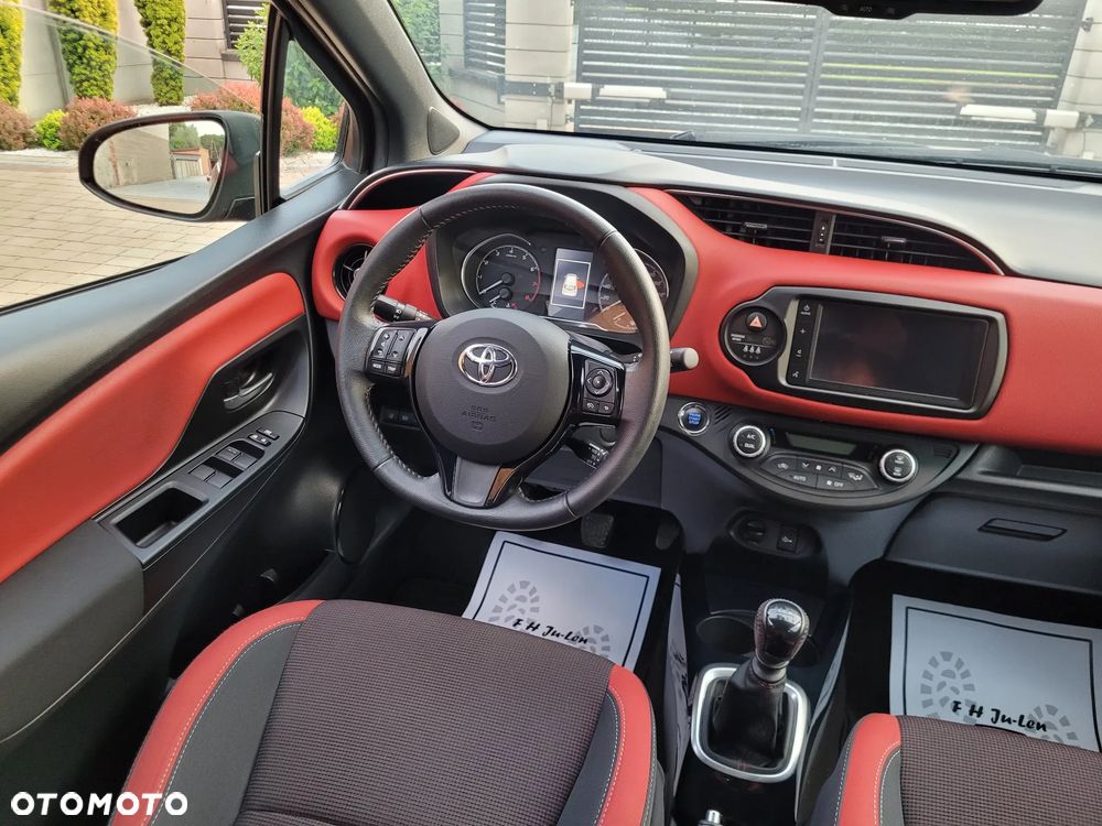 Toyota Yaris 1.5 Selection - 19
