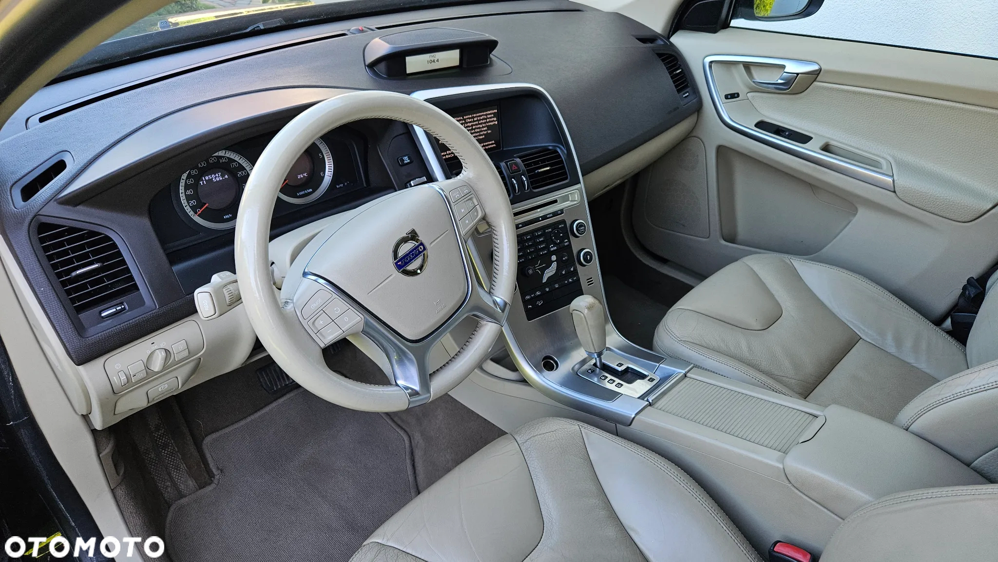 Volvo XC 60 - 8