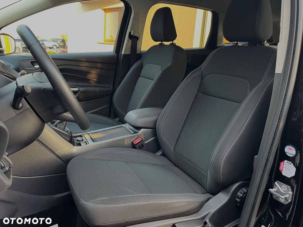 Ford Kuga - 15