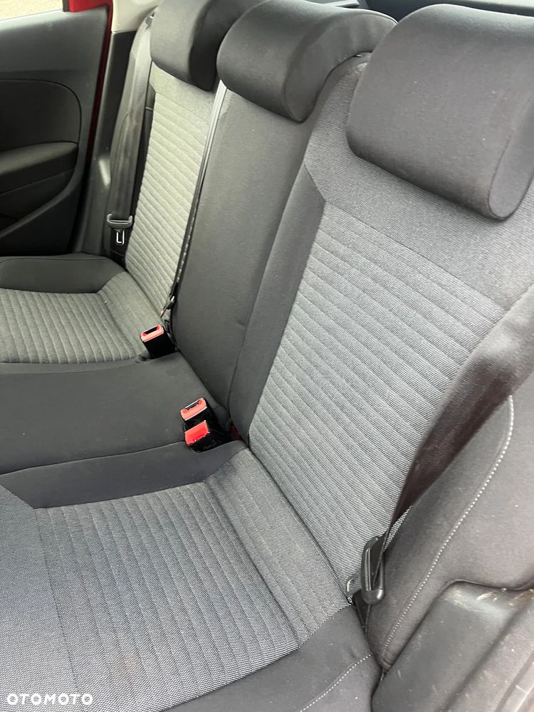 Volkswagen Polo - 4