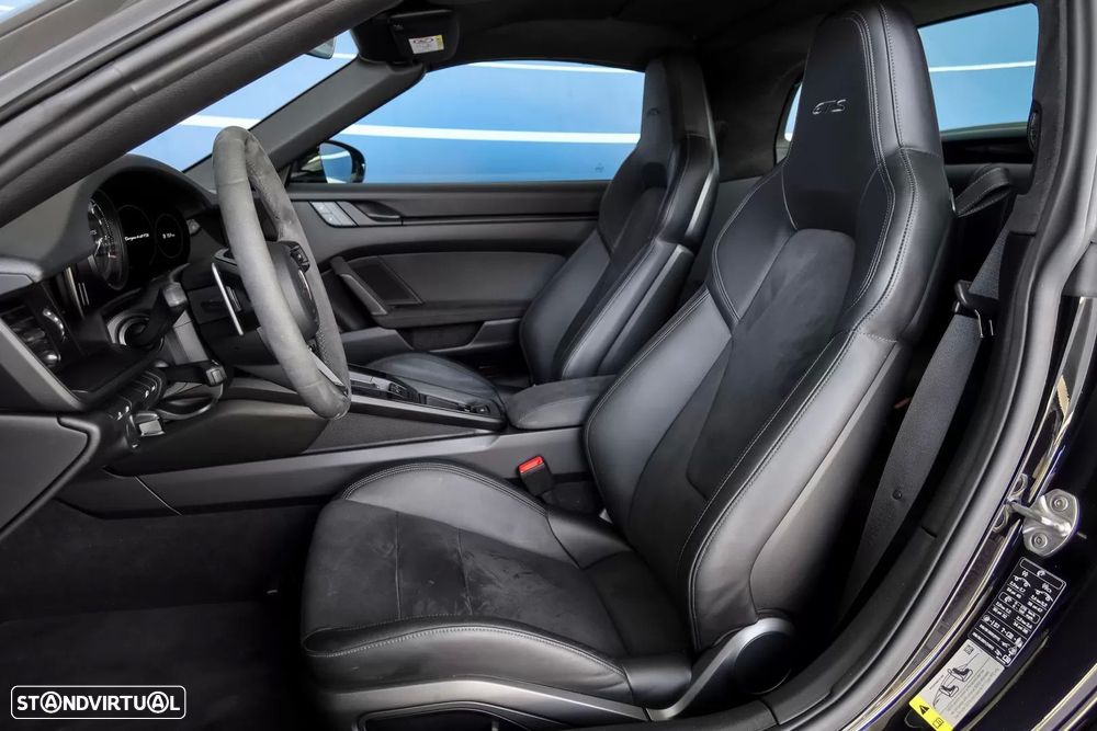 Porsche porsche-992 Targa 4 GTS PDK - 15