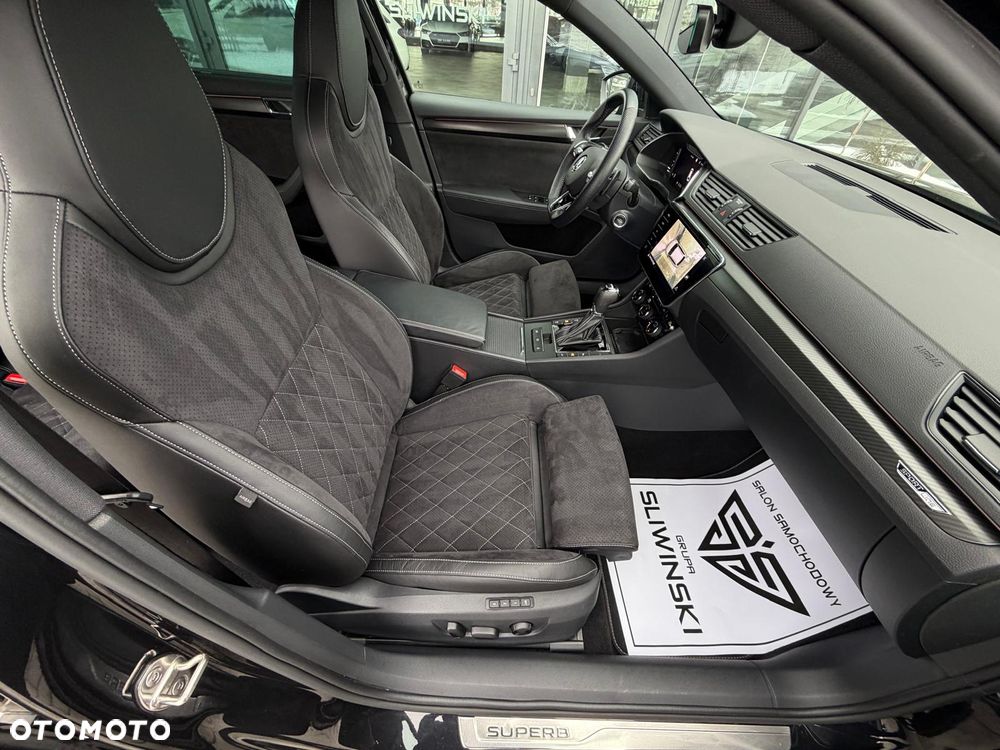 Skoda Superb 2.0 TDI 4x4 DSG Sportline - 19